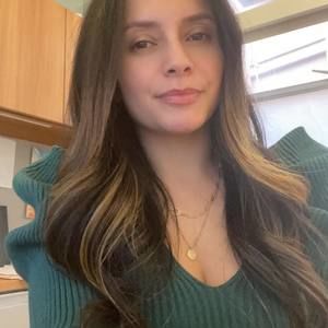 Meet your Posher, Raquel